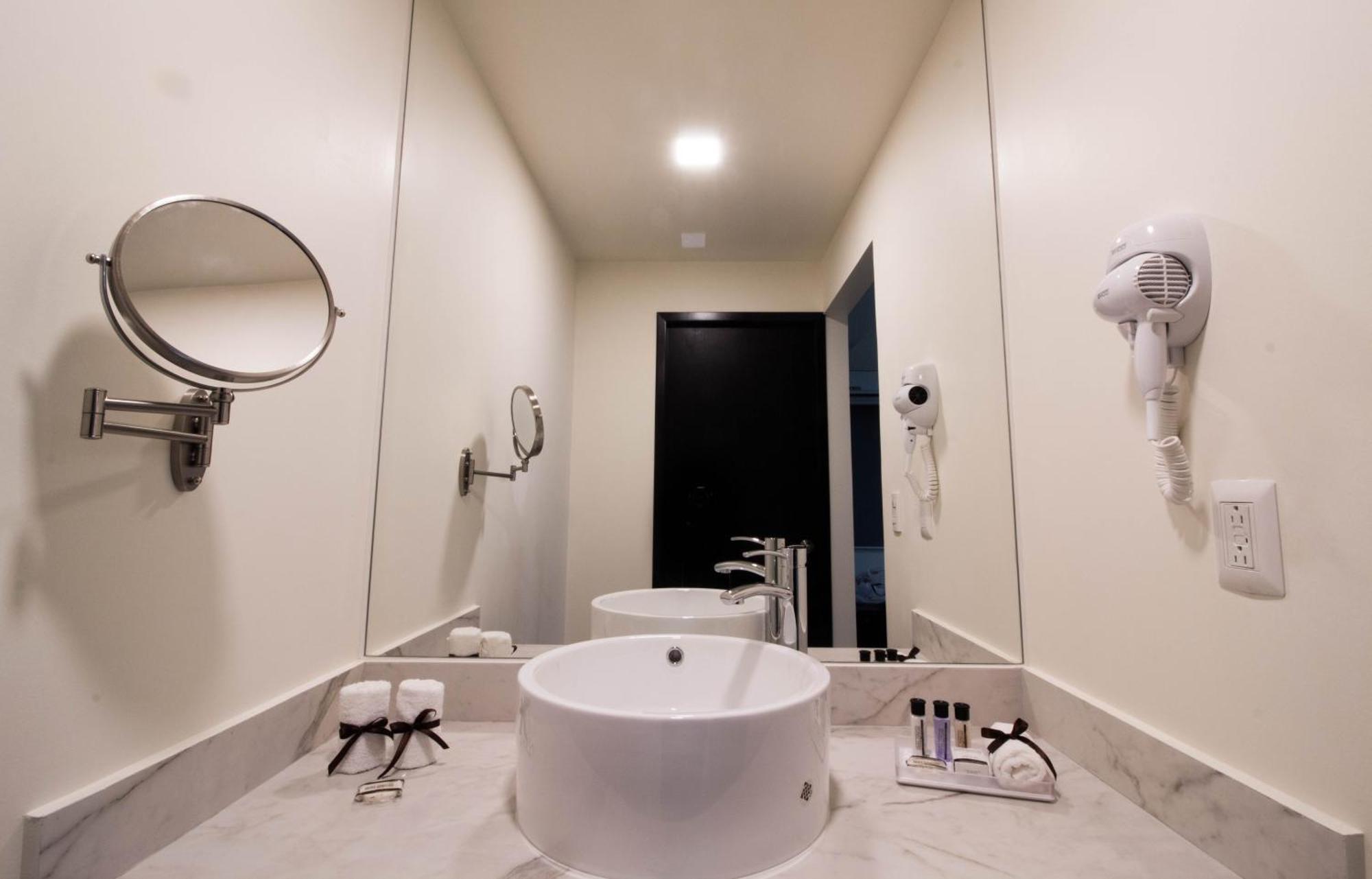 Smart Hotel Монтерей Екстериор снимка
